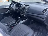 Kia Cerato-12