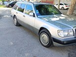 Mercedes 230 TE-8
