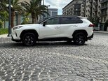 Toyota RAV4-8