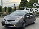 Toyota Prius-4