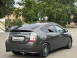 Toyota Prius-8