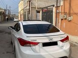 Hyundai Elantra-2