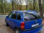 Opel Corsa-3