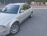 Volkswagen Passat-8
