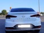Hyundai Elantra-6