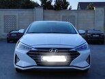 Hyundai Elantra-1