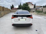 Toyota Prius-4