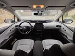 Toyota Prius-13