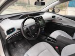 Toyota Prius-14