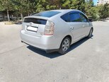 Toyota Prius-7