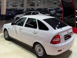 LADA (VAZ) Priora-8