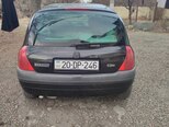 Renault Clio-2