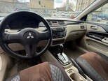 Mitsubishi Lancer-5