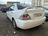 Mitsubishi Lancer-9