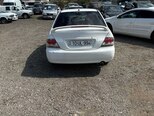 Mitsubishi Lancer-10