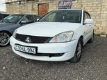 Mitsubishi Lancer-1
