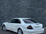 Mercedes E 220-11