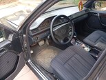 Mercedes 250 D-9