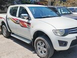 Mitsubishi L200-4