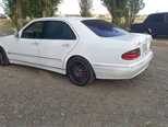 Mercedes E 320-12