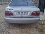 Mercedes E 280 4MATIC-12