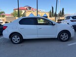 Renault Logan-3
