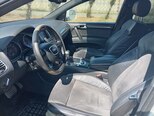 Audi Q7-5