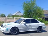 Hyundai Sonata-4