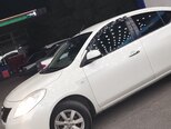 Nissan Sunny-5