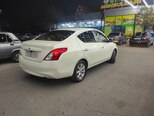Nissan Sunny-4