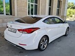 Hyundai Elantra-7