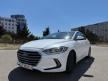 Hyundai Elantra-5