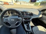 Hyundai Elantra-18
