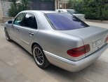Mercedes E 220-12