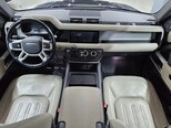 Land Rover Defender-11