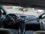 Hyundai Elantra-3