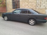 Mercedes E 220-3