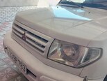 Mitsubishi Pajero io-7