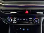 Hyundai Sonata-27