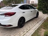 Hyundai Elantra-2