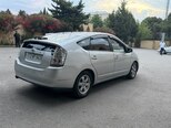 Toyota Prius-5