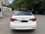 Hyundai Sonata-8