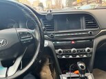 Hyundai Elantra-4