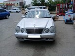 Mercedes E 220-1