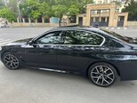 BMW 530e-10