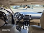 Mitsubishi Outlander-4