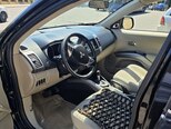 Mitsubishi Outlander-6