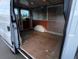 Ford Transit-17