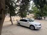 Volkswagen Passat-2