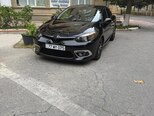 Renault Fluence-12